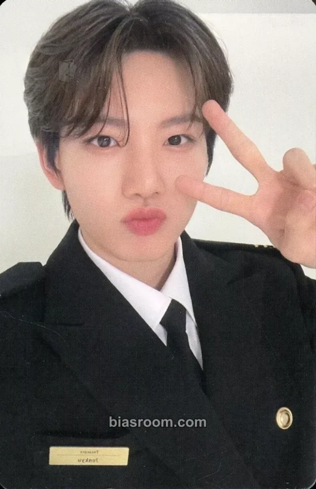 TREASURE - Junkyu - 2024 Welcoming Collection Other kit photocard photocard set B version selfie random photocard