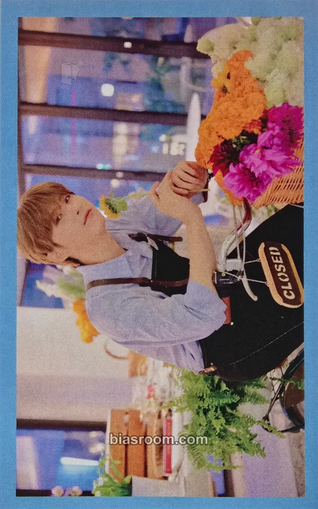 CRAVITY - Woobin - 2021 SEASON GREETINGS <CAFE.CRAVITY> Other pob (pre-order benefit) tower records japan