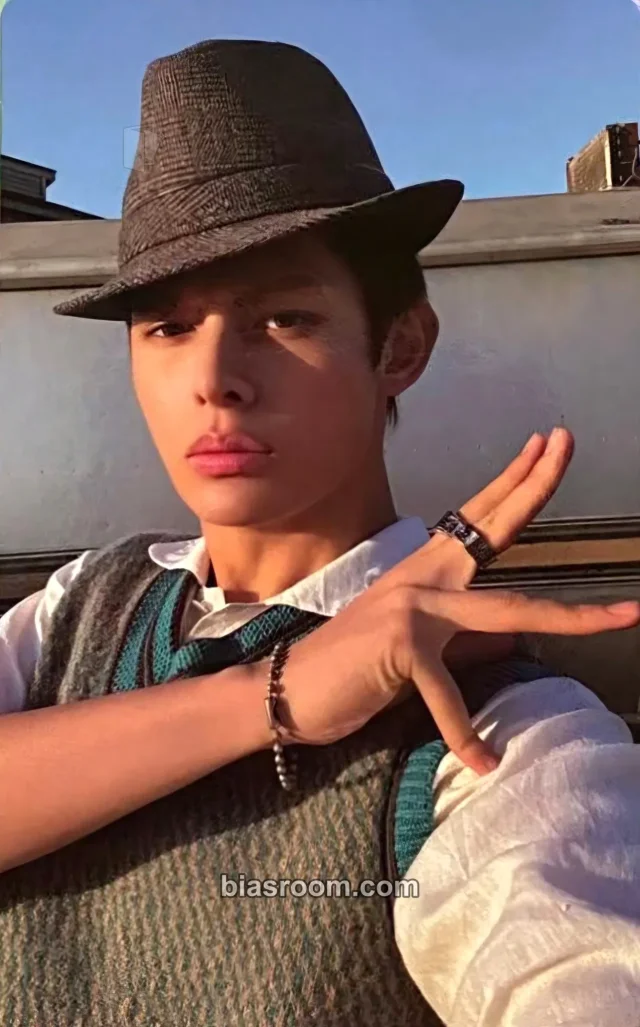 CORTIS - James - GREENGREEN Album lucky draw (LD) round 2 weverse global shop (wvg)