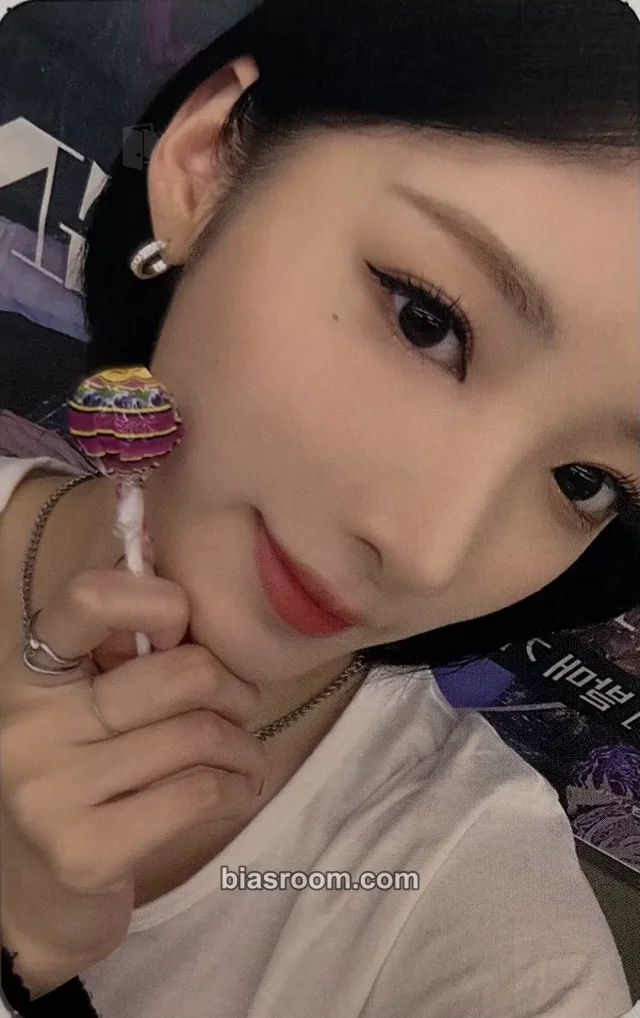 PURPLE KISS - Yuki - memeM Album wonderwall round 3 fansign video call (fancall)