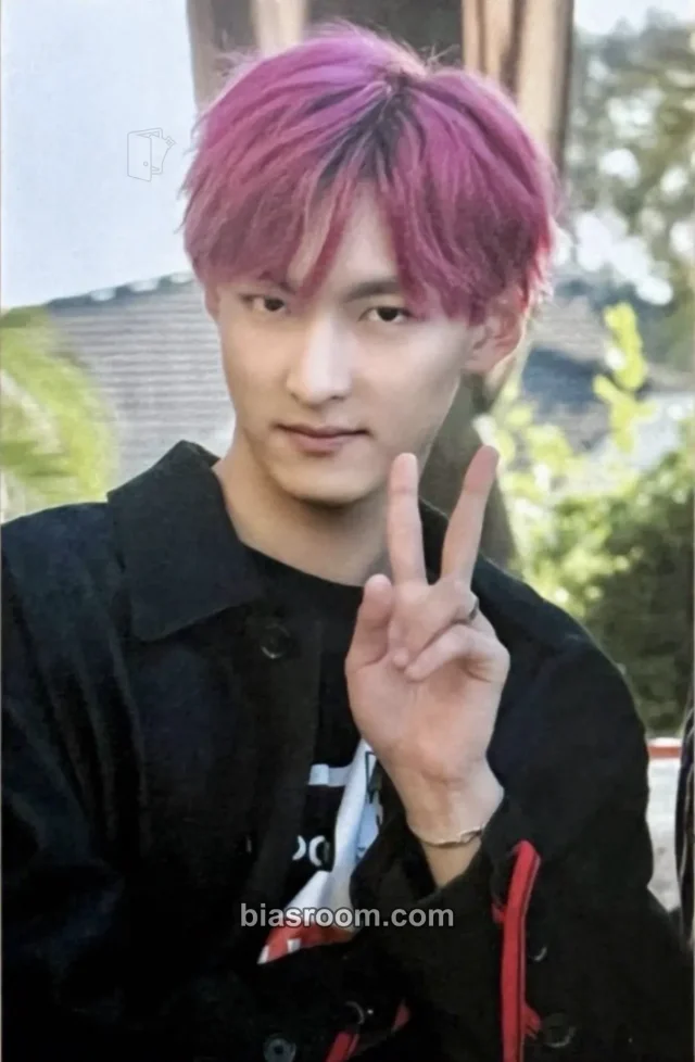 SF9 - Zuho - Knights of the Sun Album broadcast