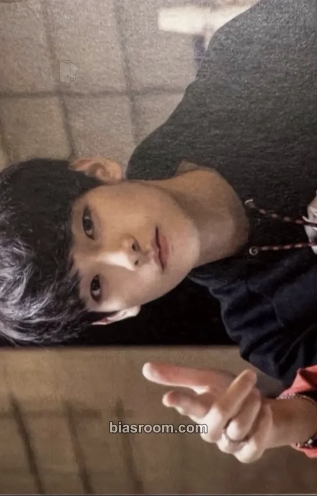 SF9 - Inseong - Feeling Sensation Album broadcast