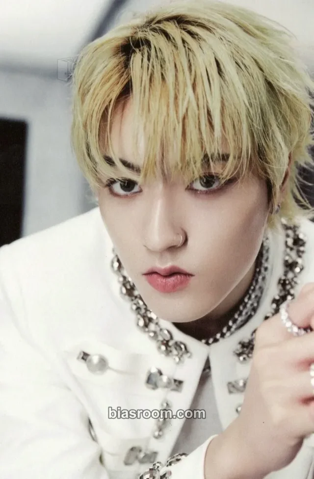 TREASURE - Haruto - REBOOT Album album inclusion photobook version postcard version 2 item set
