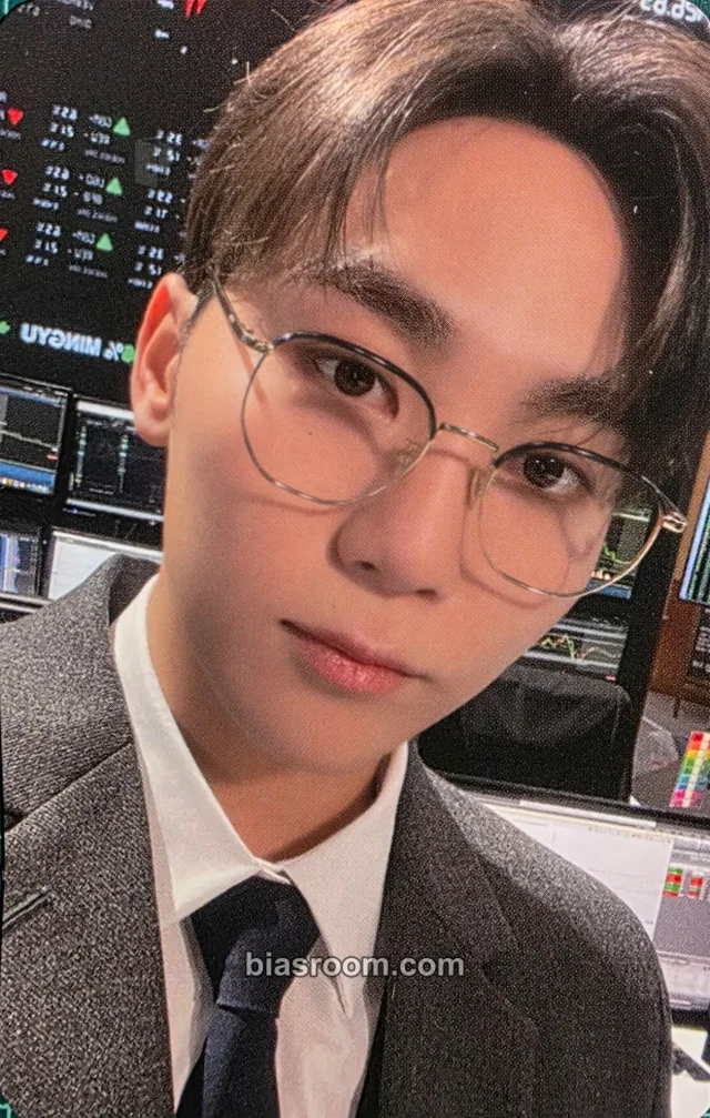 SEVENTEEN - Seungkwan - Second Wind Album withfans / yizhiyu (yzy) winner benefit event