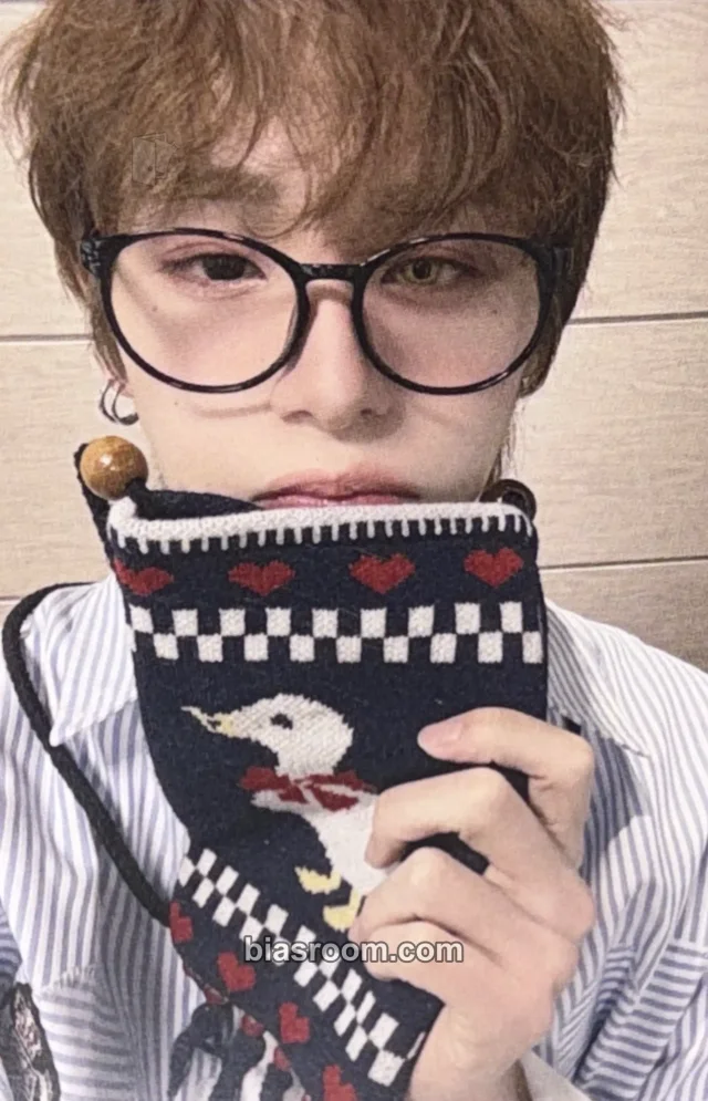 XLOV - Haru - XLOV 1st Premium Tour in Japan X:On1y Event merch photocard photocard set tour merch