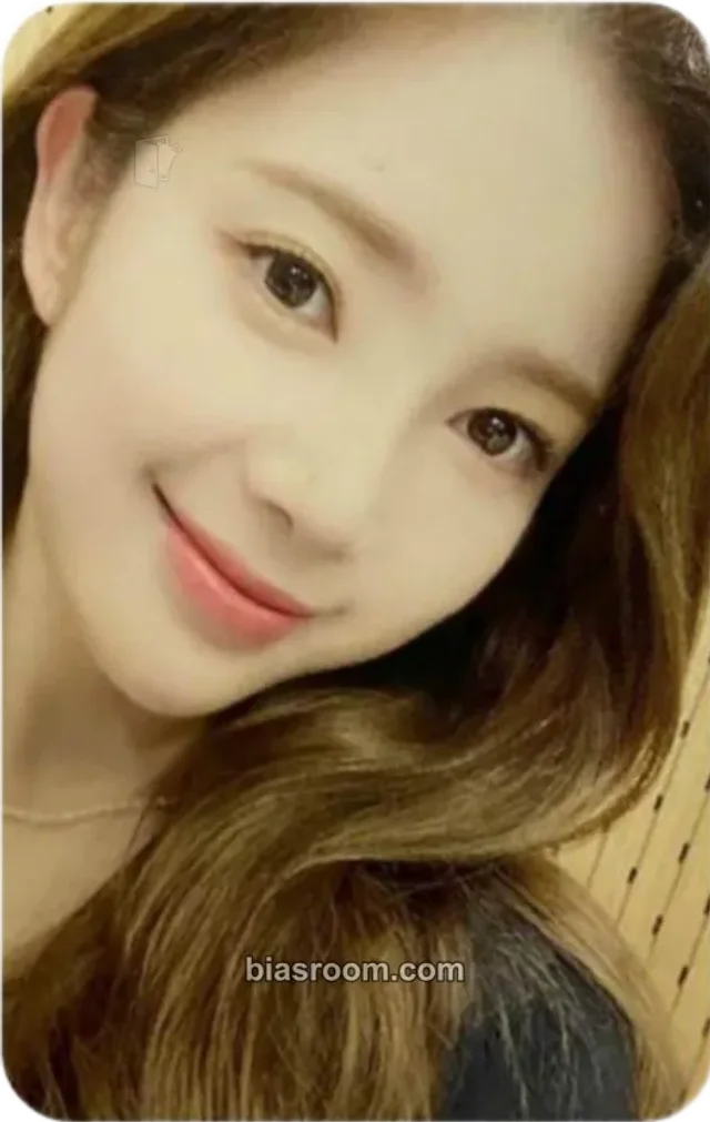 APRIL - Chaekyung - Hello Summer Album pob (pre-order benefit) makestar C version