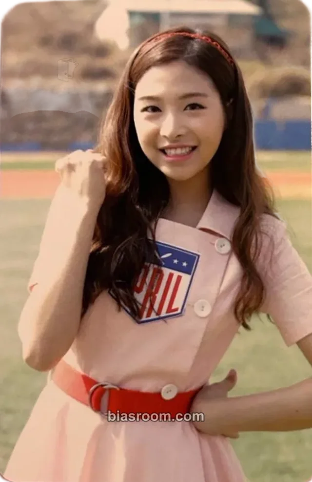 APRIL - Chaewon - Mayday Album album photocard