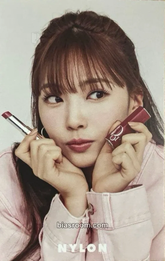 Mayuka Niziu x Nylon Magazine Photocard - NiziU - NiziU K-pop photocard
