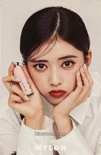 Rima Niziu x Nylon Magazine Photocard - NiziU - NiziU K-pop photocard
