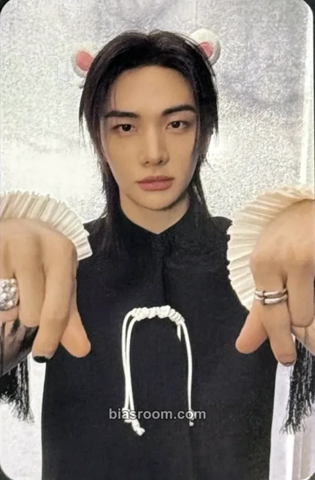 Stray Kids - Hyunjin - RUN IT World Tour Event bag doll/figure/plush merch photocard