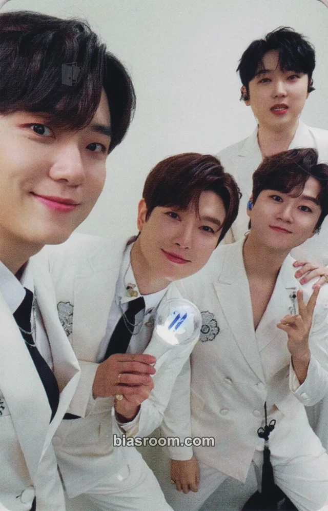 Forestella - Other merch photocard