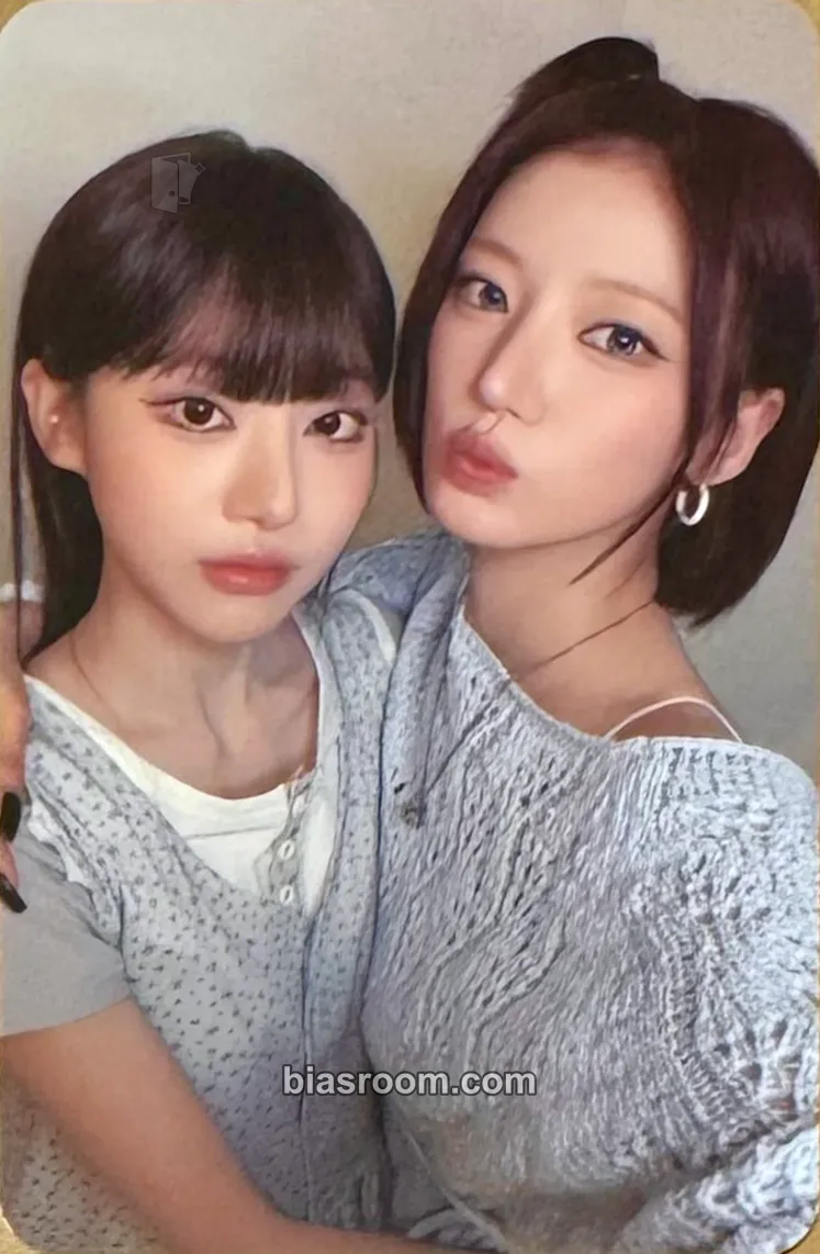 The Collective Soul and Unconscious: Chapter Two Photocard - Billlie - Billlie K-pop photocard