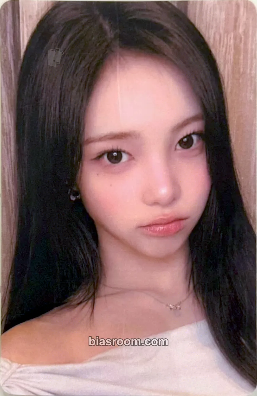 Ian Lemon Tang Photocard - Hearts2Hearts - Hearts2Hearts K-pop photocard
