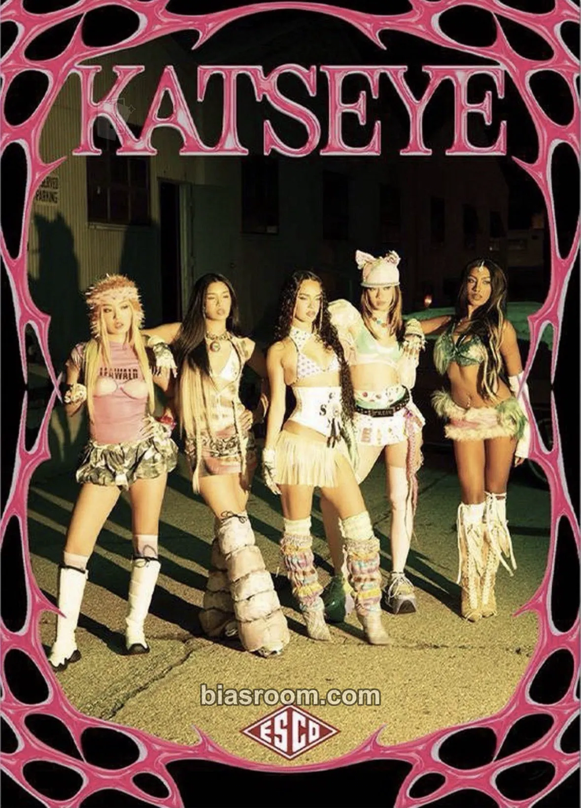 ESCO “WILD” Trading Cards Photocard - KATSEYE - KATSEYE K-pop photocard