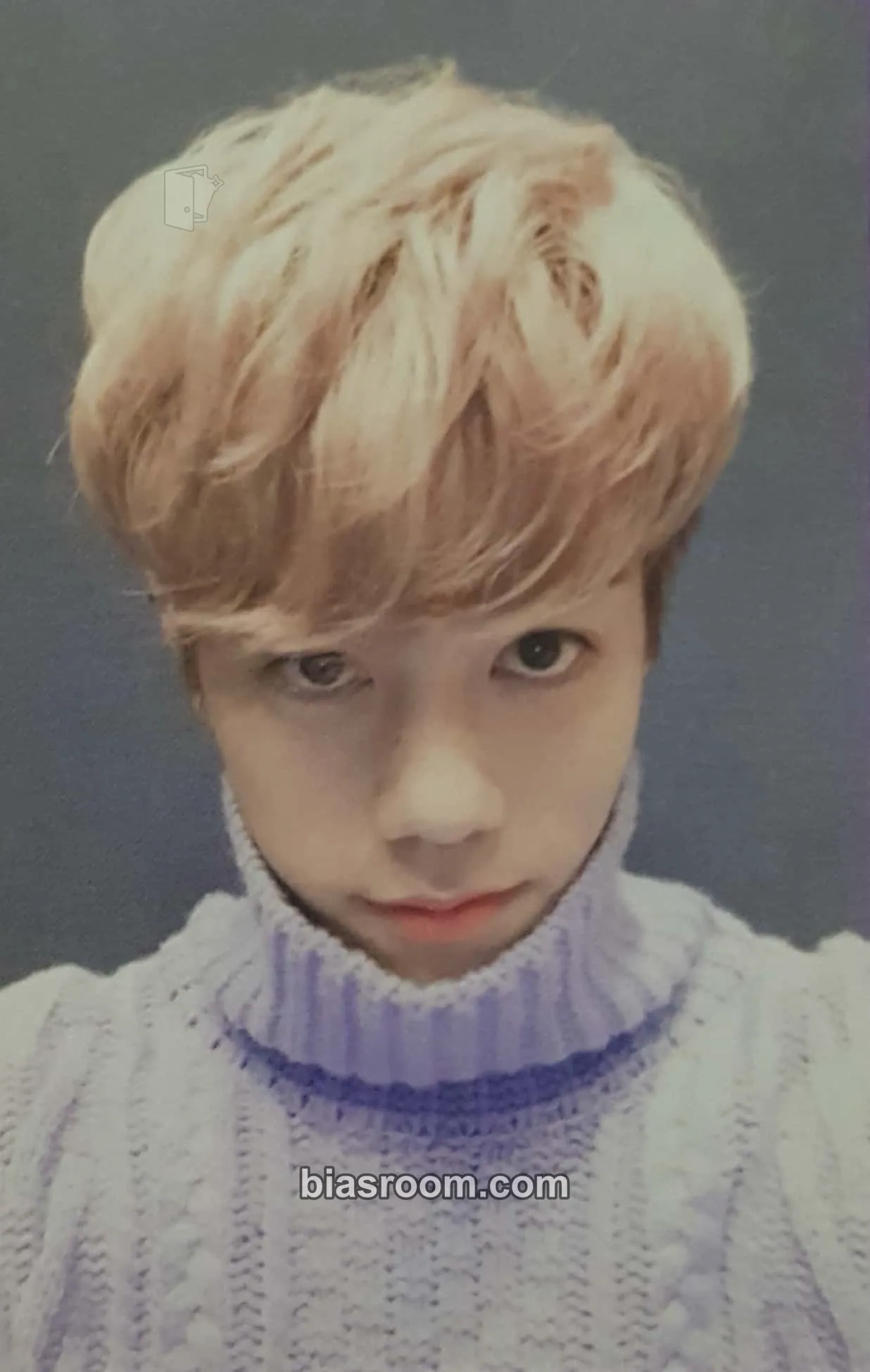 Hun FNC WOW CAFE Photocard - N.Flying - N.Flying K-pop photocard