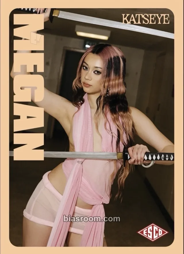 KATSEYE - Megan - ESCO “WILD” Trading Cards Other trading card