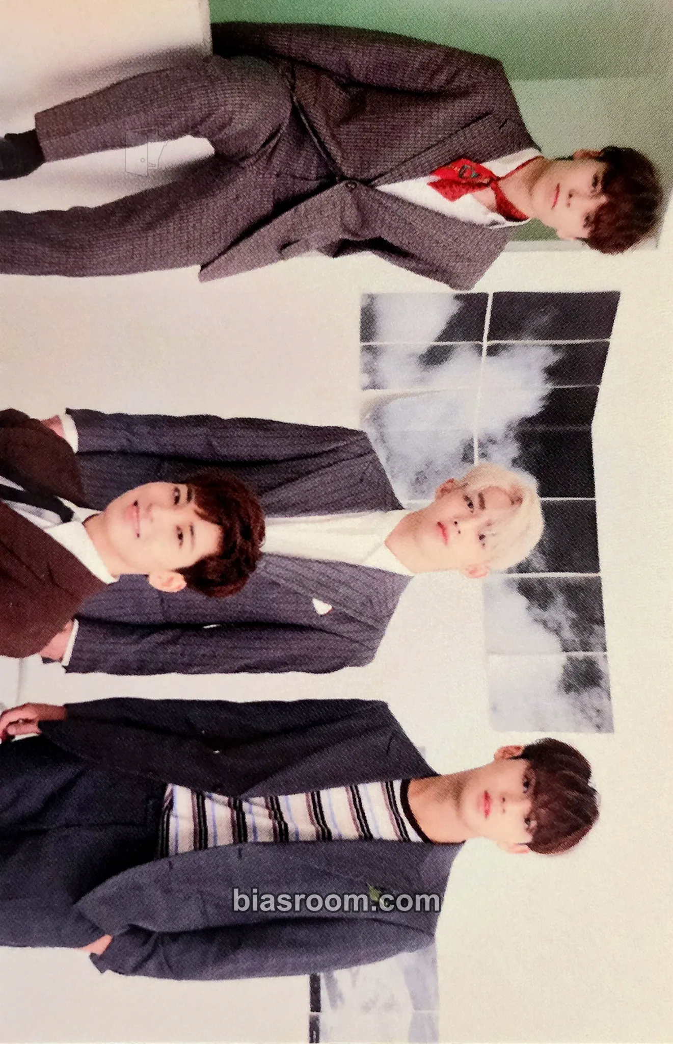 An Ode Photocard - SEVENTEEN - SEVENTEEN K-pop photocard