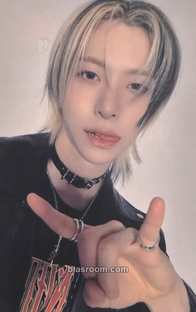 AMPERS&ONE - Jiho - DEFINITION Album pob (pre-order benefit) hello82