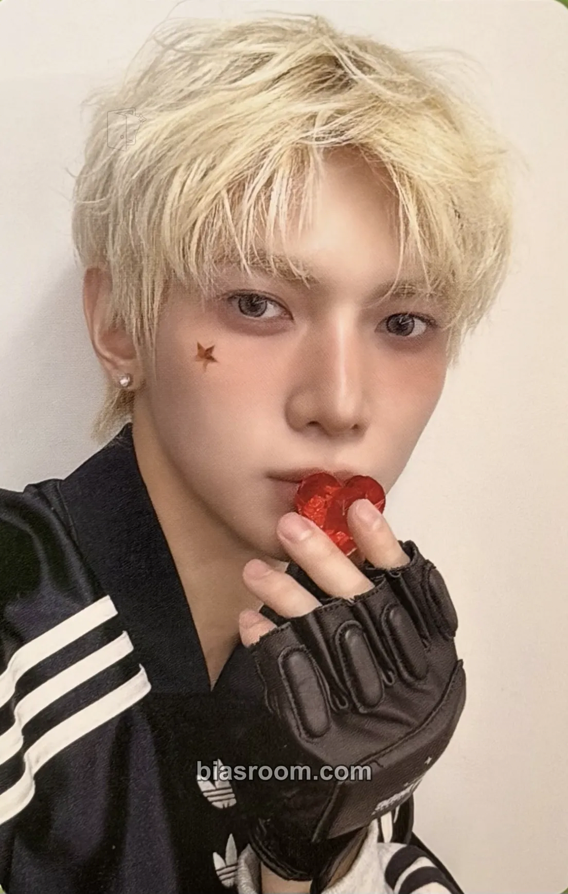 Yeosang ANITEEZ IN COLOR Photocard - ATEEZ | Bias Room