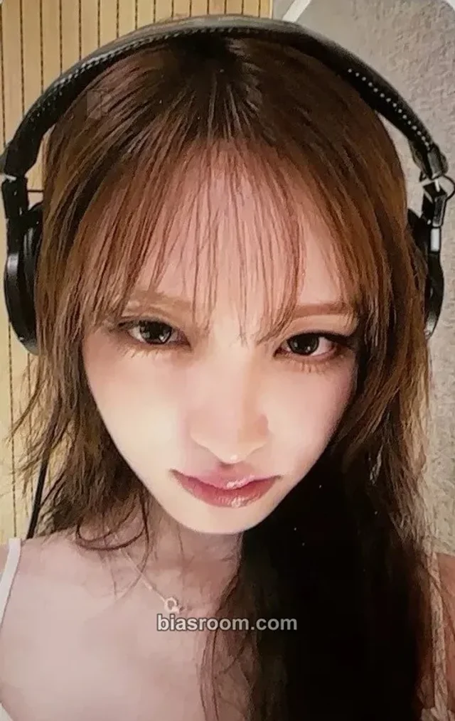 Liz Be Alright Photocard - IVE | Bias Room