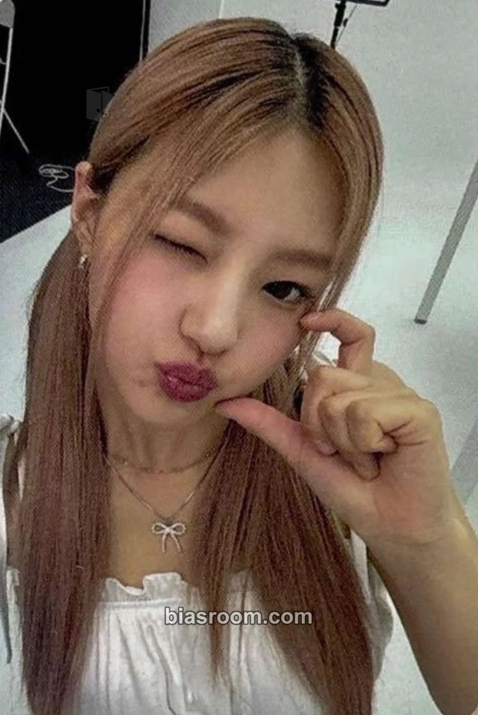 Haneul Born to be XX Photocard - KISS OF LIFE - KISS OF LIFE K-pop photocard