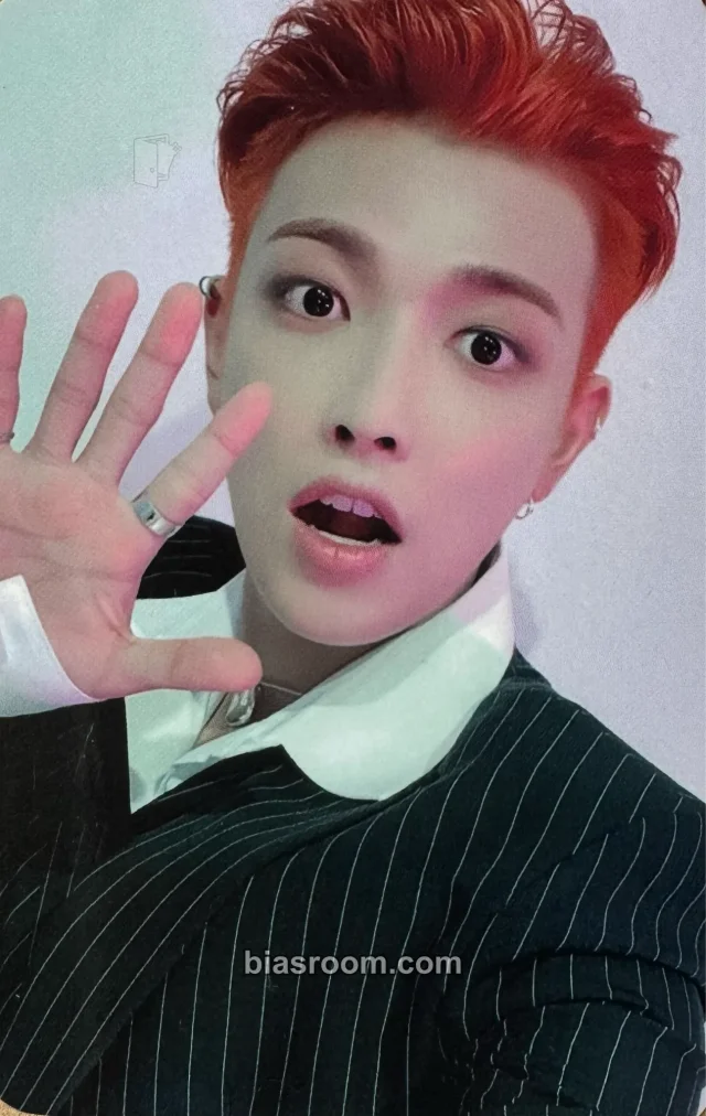 Hongjoong Ashes to Light トレカ - ATEEZ | Bias Room