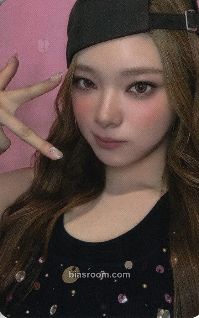 cosmosy of the world ヒメシャ Himesha ~ of the world ~ Photocard - Cosmosy | Bias Room