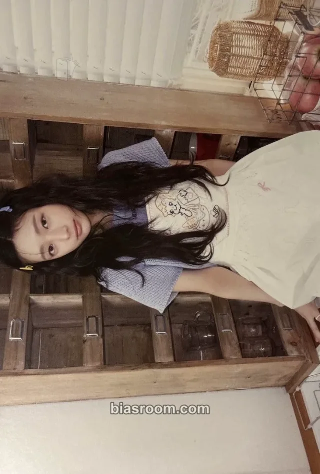 Hyerin HITGS Things we love: H K-pop photocard