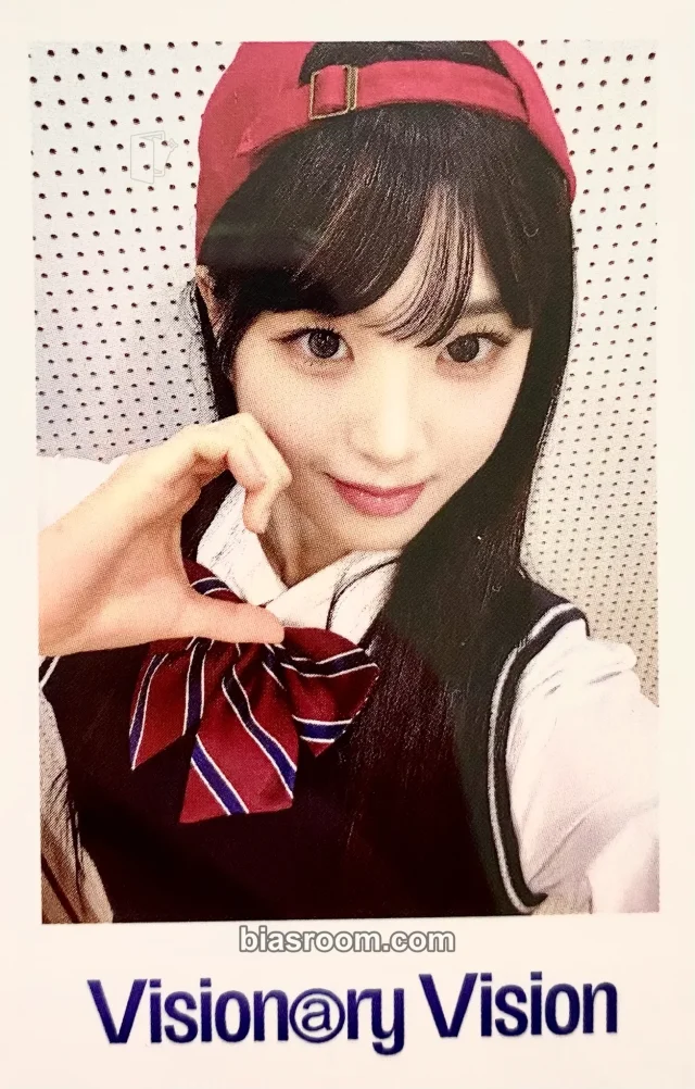 Nien Performante Photocard - tripleS | Bias Room