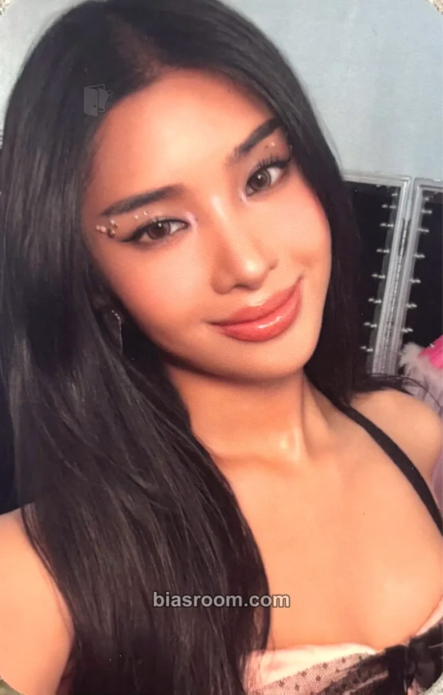 KATSEYE - Sophia - KATSEYE: WILD HEARTS Event photocard set fandango movie