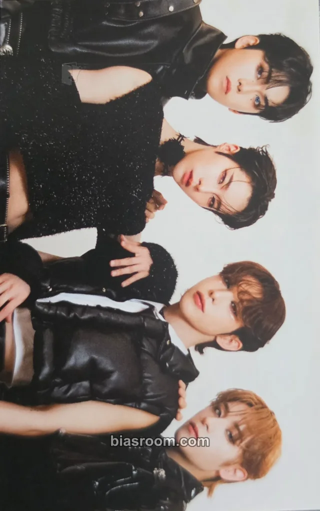 XLOV - Other purchase benefit magazine photocard infosquare