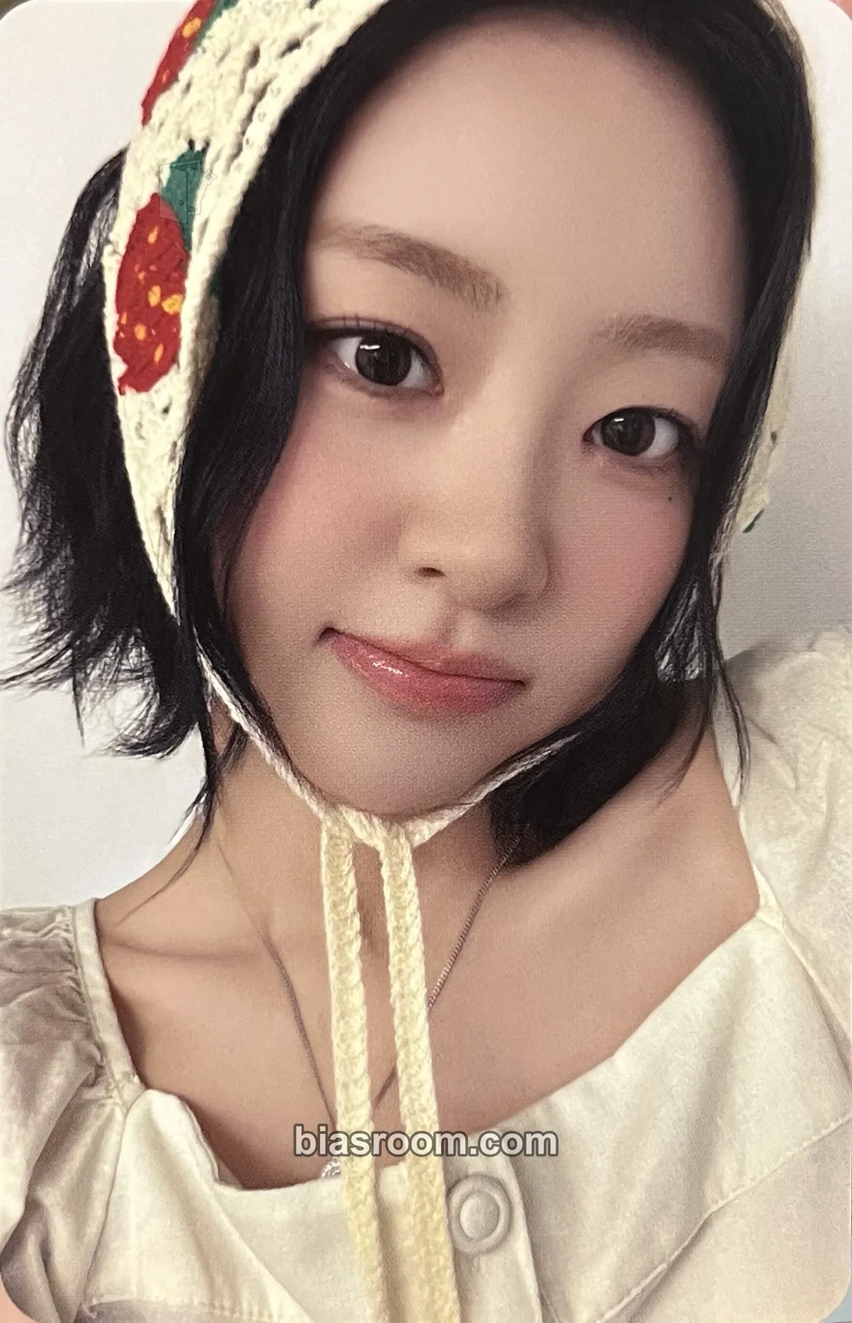 Yvesのトレカ (LOONA) | Bias Room