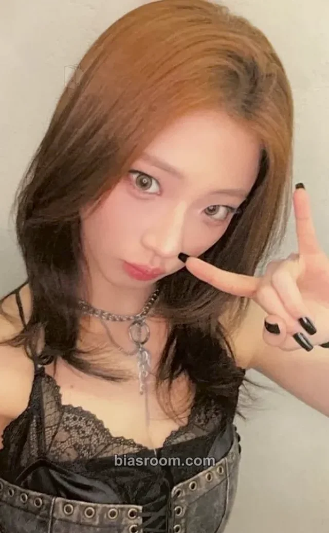 Ruka BABYMONS7ER Photocard - BABYMONSTER | Bias Room