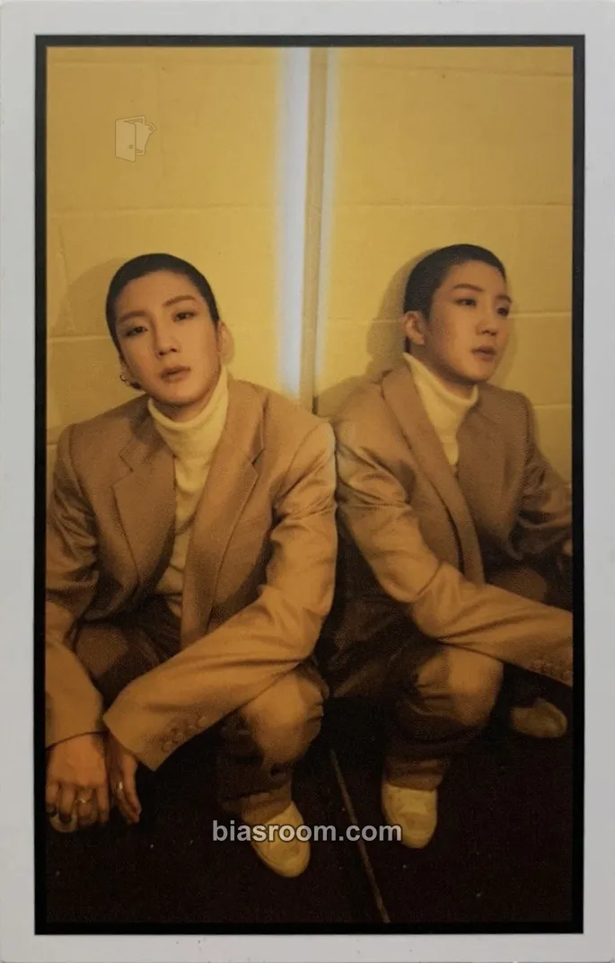 Hoony CROSS Photocard - WINNER - WINNER K-pop photocard