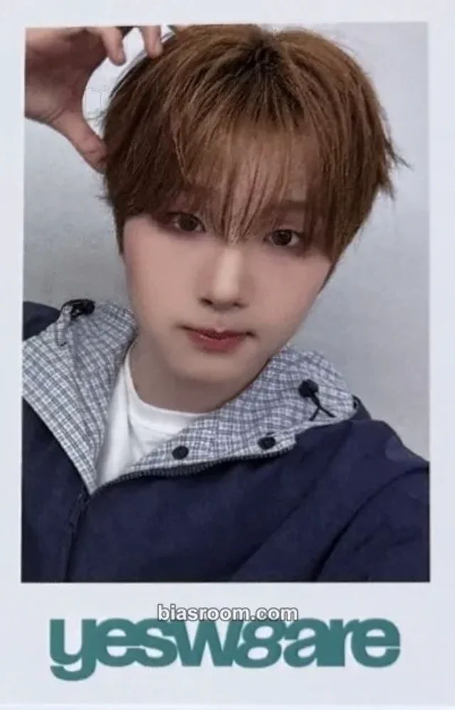 Kim Dohun yesweare Photocard - idntt | Bias Room