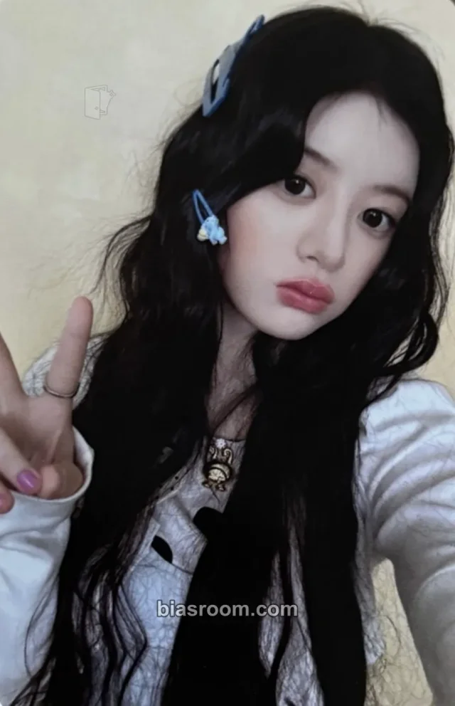 Minju Photocards (ILLIT) | Bias Room