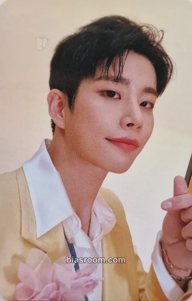 MJ ASTRO JAPAN OFFICIAL MOBILE Photocard - ASTRO | Bias Room