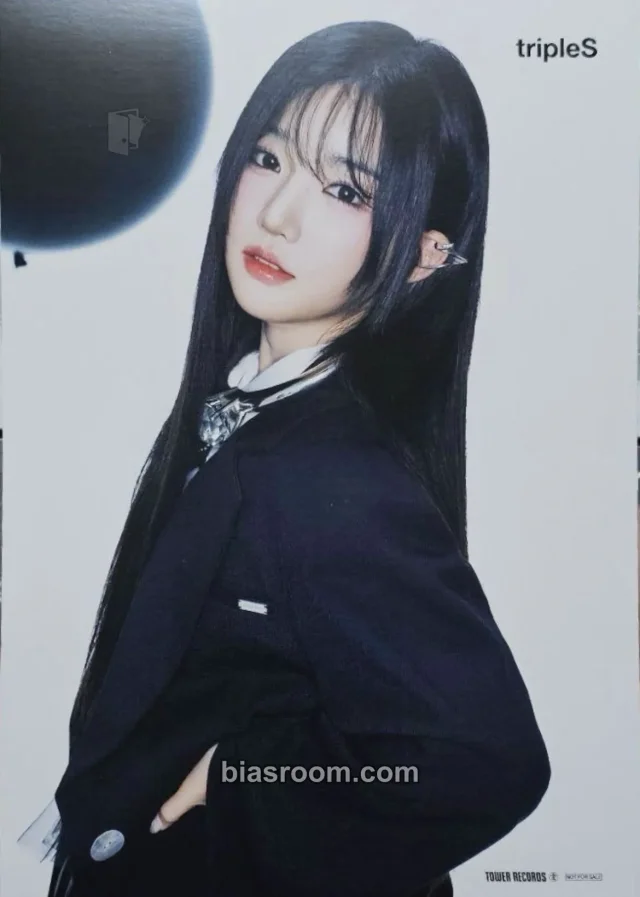 tripleS - Yooyeon - Untitled Album tower records japan lottery postcard shibuya