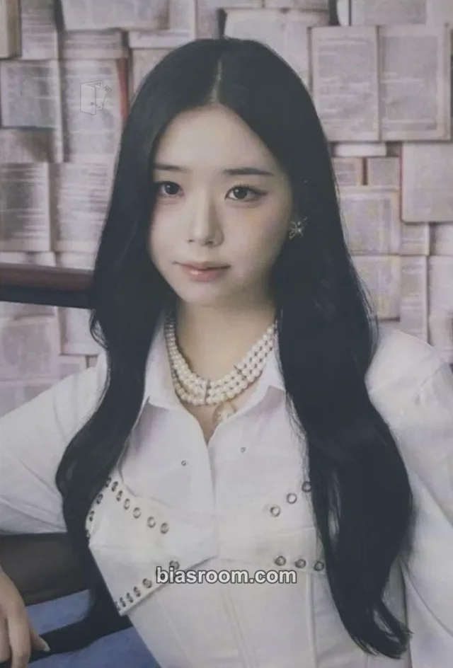 tripleS - Chaeyeon - SecretHimitsuBimil Album pob (pre-order benefit) fortune music postcard