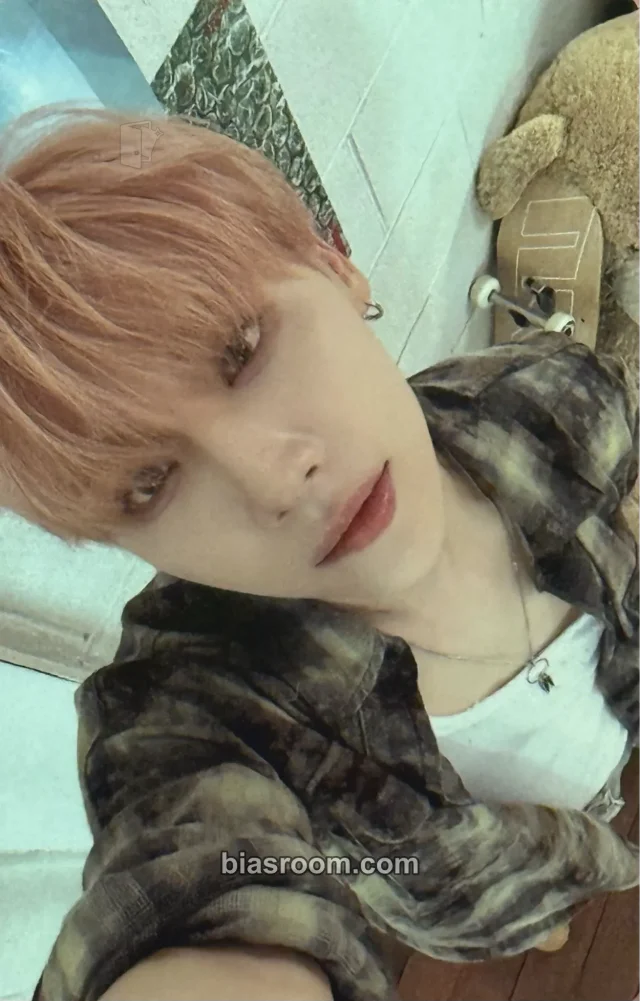 Woong 6th Anniversary Cafe: ABBI's Memory Box トレカ - AB6IX