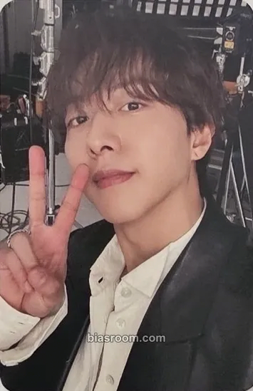 Jungshin 3LOGY Photocard - CNBLUE - CNBLUE K-pop photocard