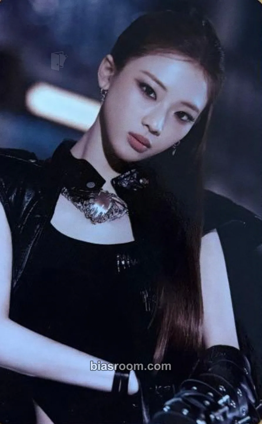 Ruka CHOOM World Tour Photocard - BABYMONSTER | Bias Room