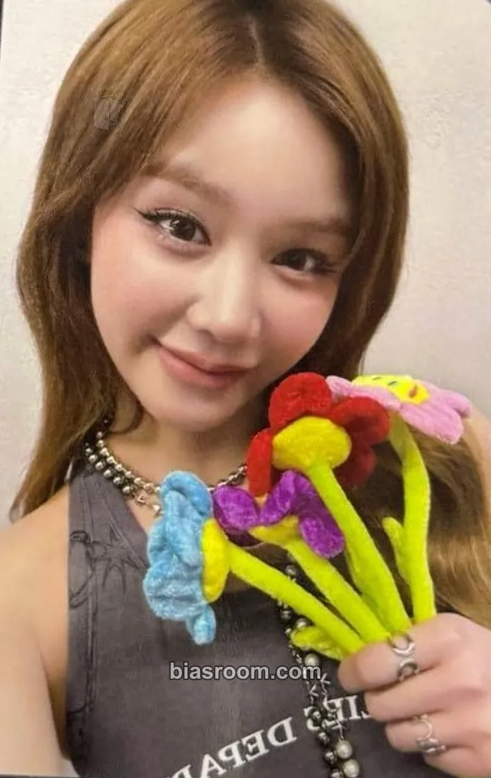 Pharita CHOOM World Tour トレカ - BABYMONSTER | Bias Room