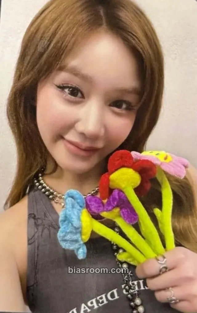 BABYMONSTER - Pharita - CHOOM World Tour Event fanclub/membership japan entrance/attendance benefit