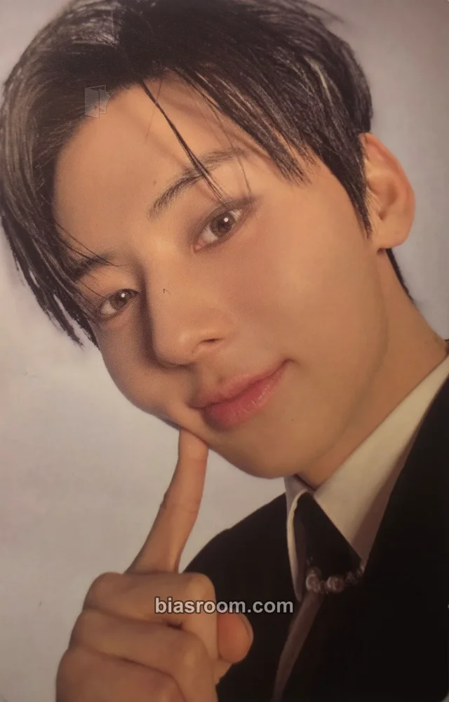 Hwang Minhyun - Minhyun - Truth or Lie Album weverse album version
