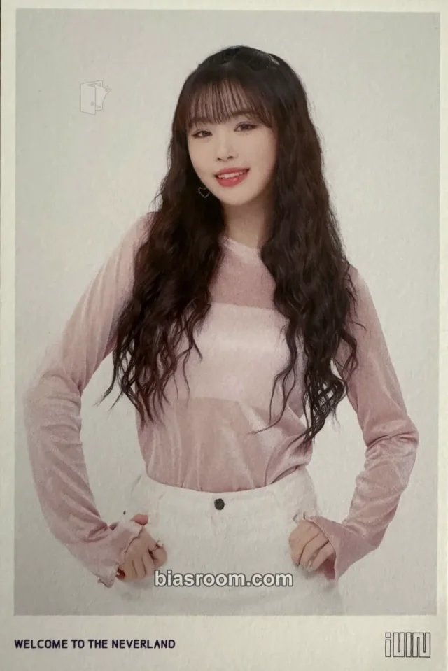 Soojin i-dle 1st Neverland Membership K-pop photocard