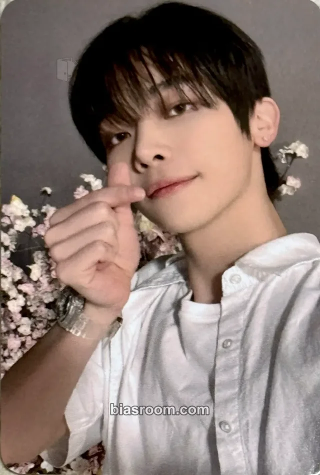 Nicholas We on Fire Photocard - &TEAM | Bias Room