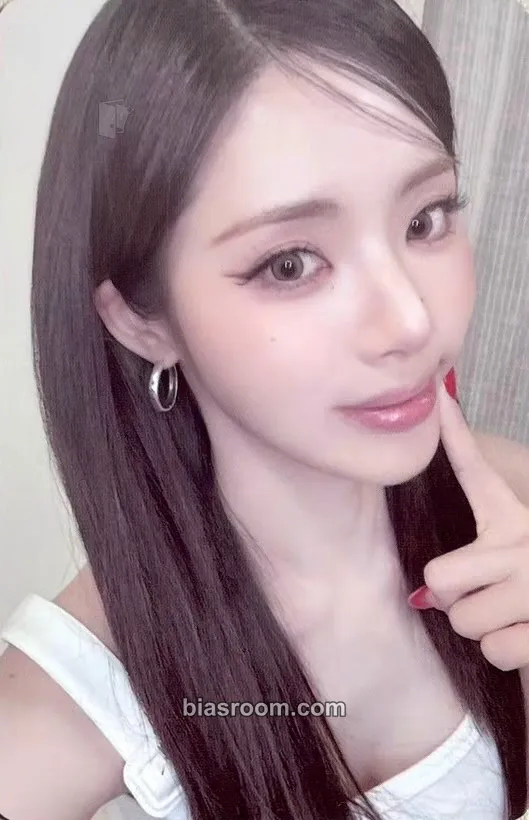 Jiwon Glow ME トレカ - fromis_9 | Bias Room