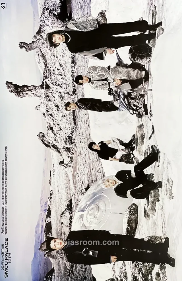 EXO 2022 Winter SMTOWN : SMCU Palace K-pop photocard