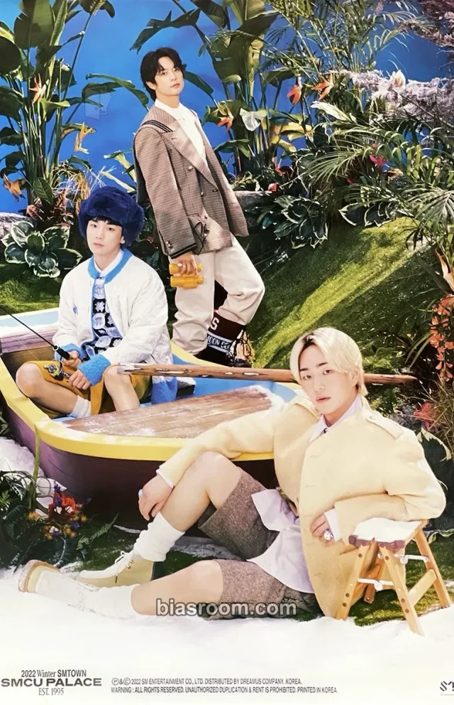 SHINee 2022 Winter SMTOWN: SMCU PALACE K-pop photocard